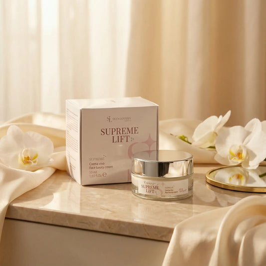 Skinlovers Supreme Lift crema viso 50ml – confezione completa con barattolo su marmo e orchidee bianche, effetto lusso